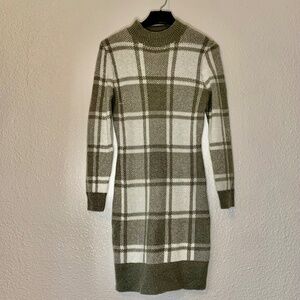 SWEET HALŌ Plaid Knit Sweater Dress | Grey & Cream | Cozy Fall Winter Midi